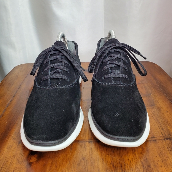 Vionic Shoes - Picture 2 of 7